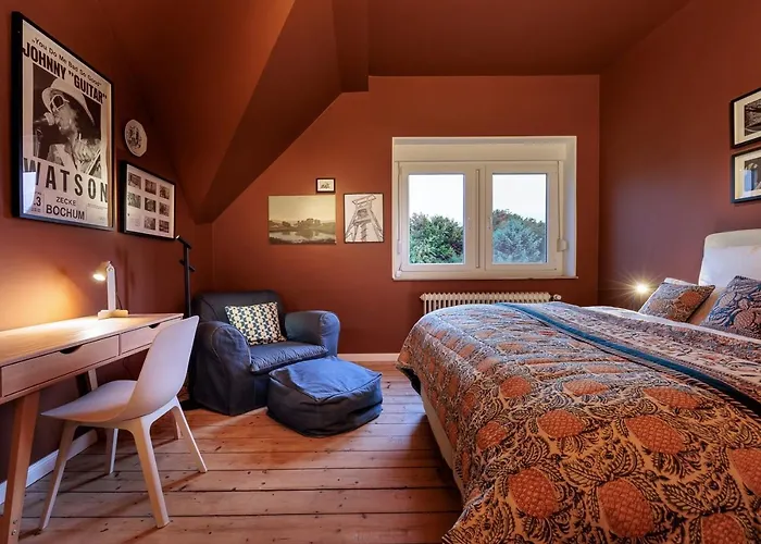 Design-hideaway In - Zechenhaus بيت للعطل *